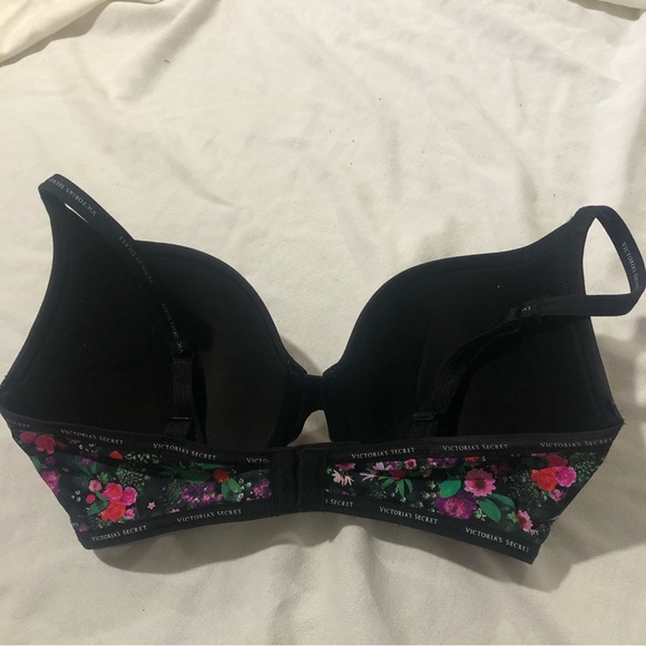 Victoria Secrets floral t shirt full coverage push up bra size 34 DD. - Picture 8 of 13